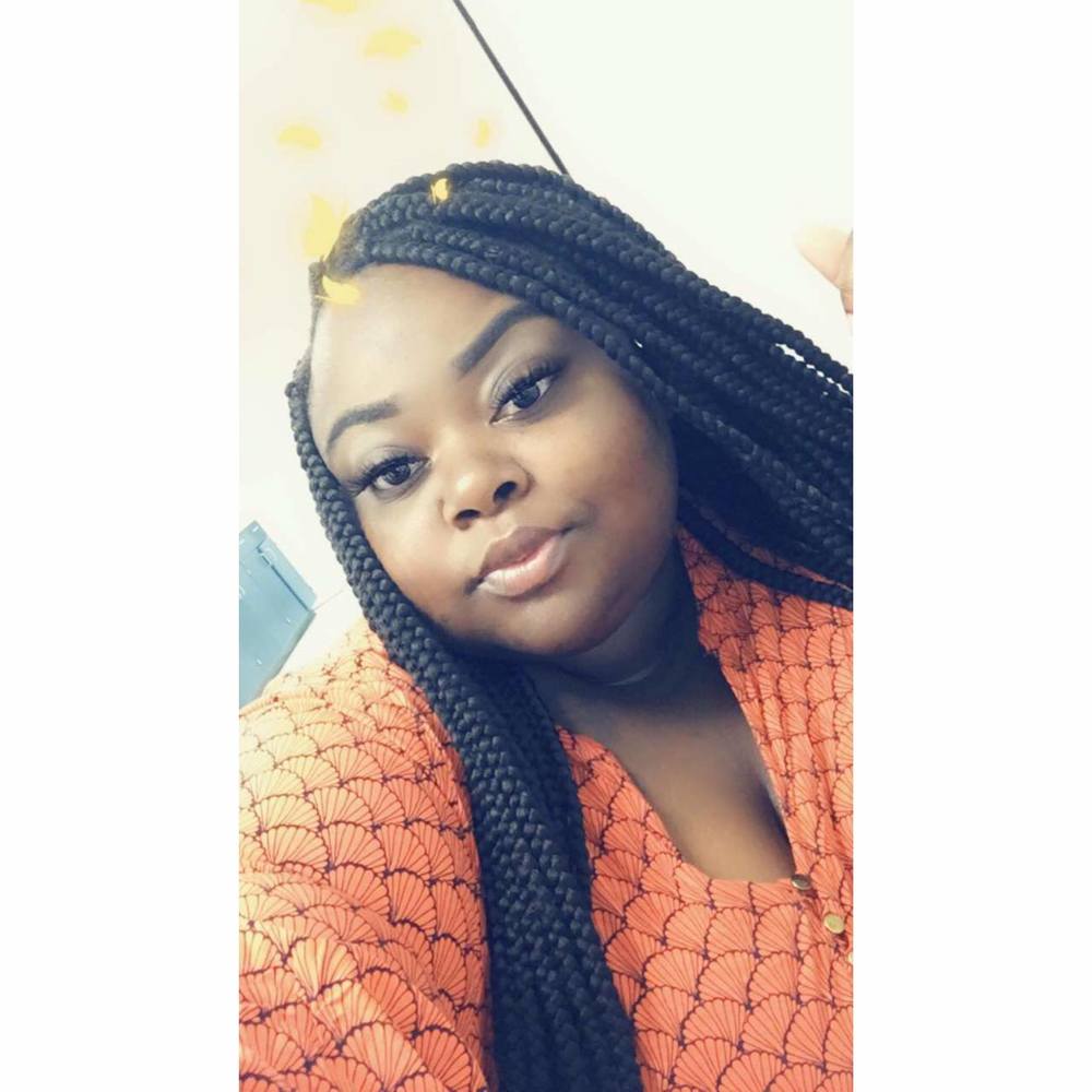 Meet your Posher, Nicole